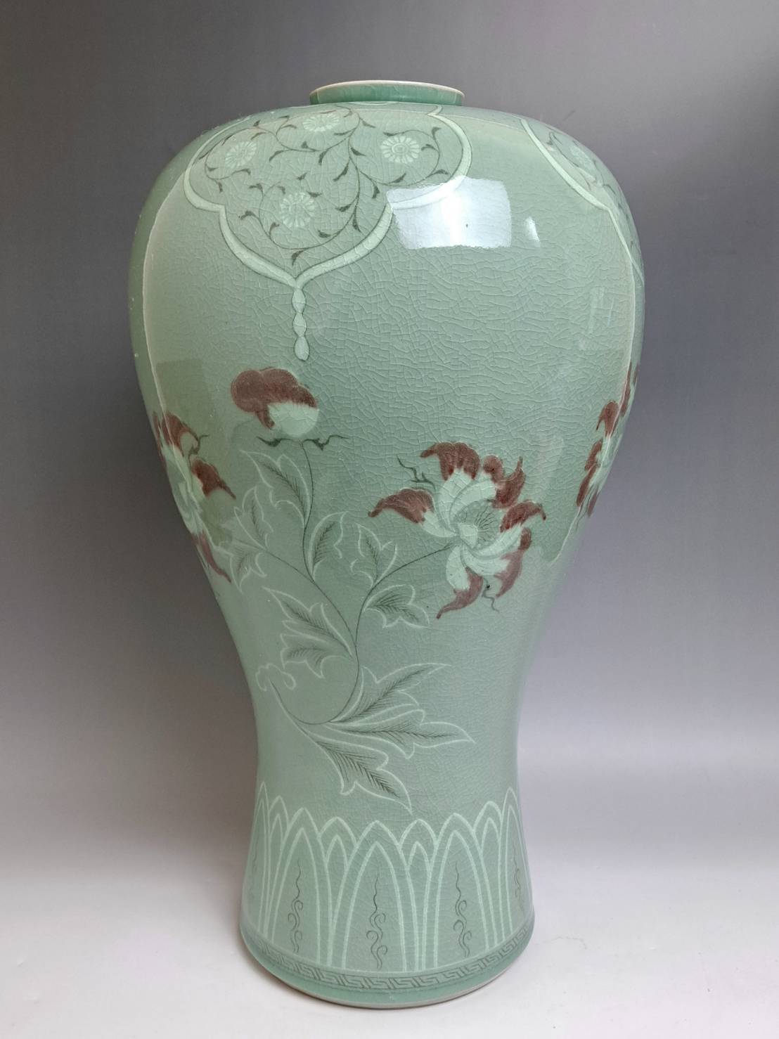 韓国人間文化財 柳海剛(柳根瀅)「高麗青磁草花文様辰砂象嵌大型梅瓶