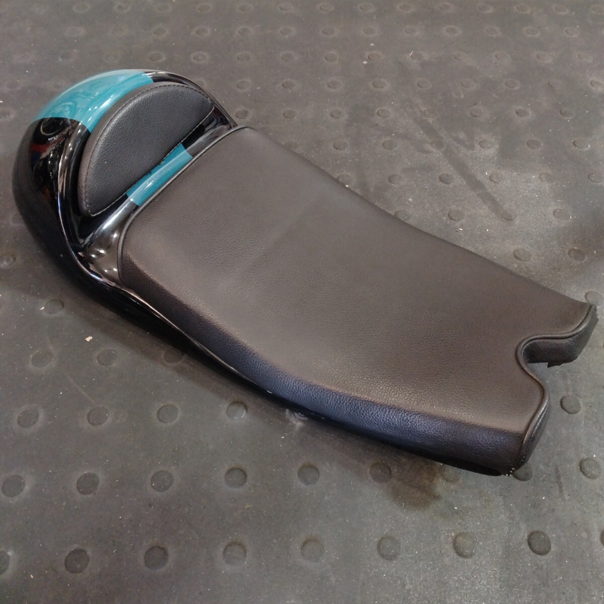 Yahoo!オークション - SR400 500 希少絶版 モトティーポB セミダブルシ