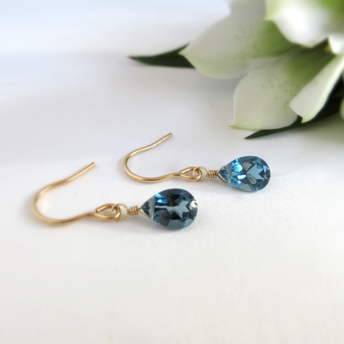 11月の誕生石】宝石質7mm美粒「ロンドンブルートパーズ」14kgfピアス