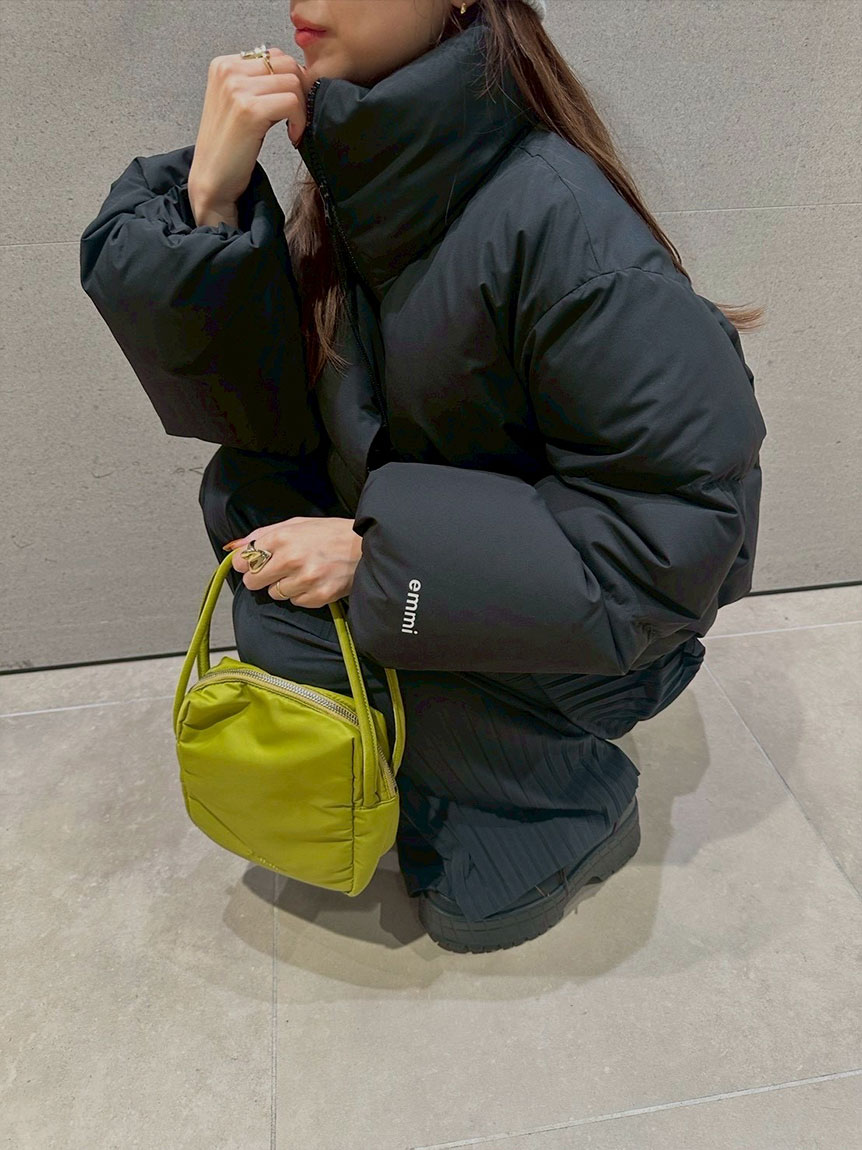 クロップドフォルムダウンコート(ジャケット)｜アウター｜emmi（エミ