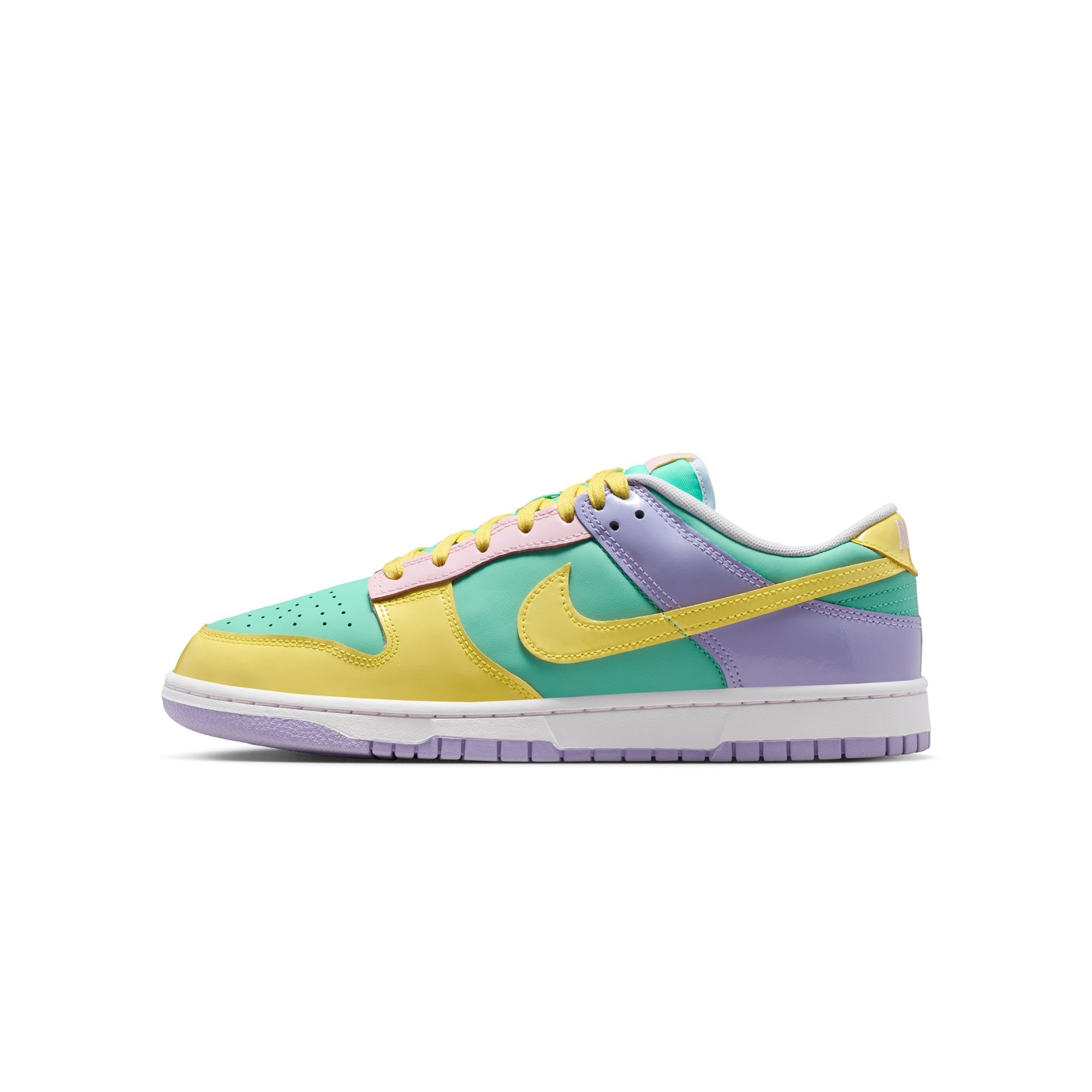 Nike SB Men Dunk Low Pro Shoes – Extra Butter
