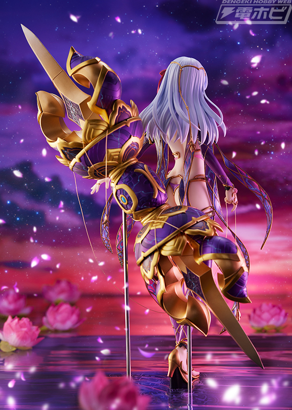 透明感のある衣装や特徴的な三鈷杵なども細部まで丁寧に再現！『Fate