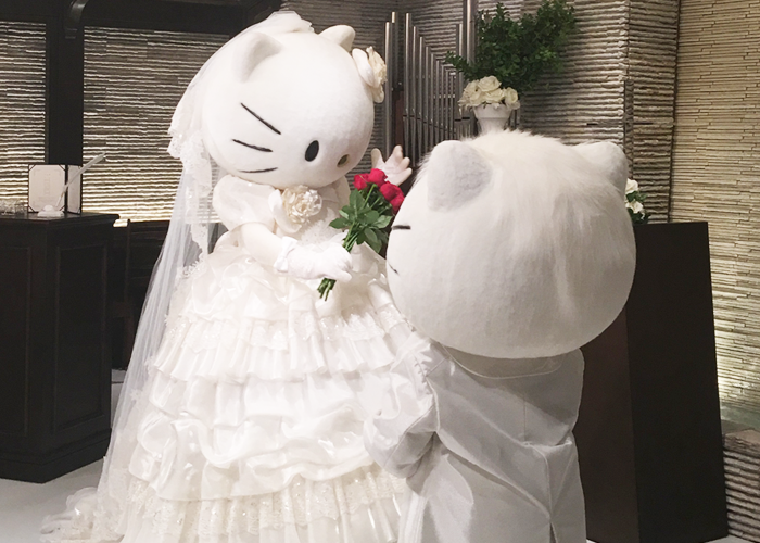 1日限定】キティちゃんとダニエル君のダーズンローズセレモニーに21組