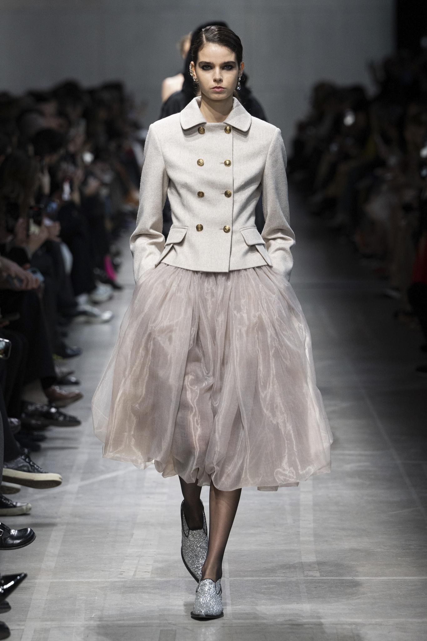 ルック】「エルマンノ シェルヴィーノ」2026-27年秋冬コレクション