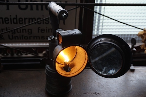 ISOMURA TOKYO 自転車カーバイトランプ : Inhalt 0 / Lindbergh Film