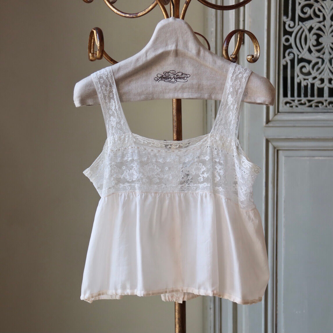 Atelier Ninon / ヴィンテージレース シルクキャミソール
