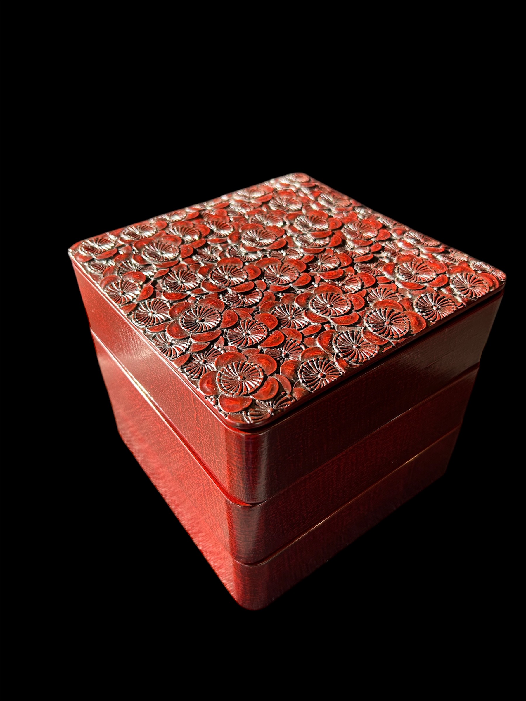 鎌倉彫の鎌倉彫 三段重 梅満開 | 鎌倉彫陽雅堂 公式オンラインショップ