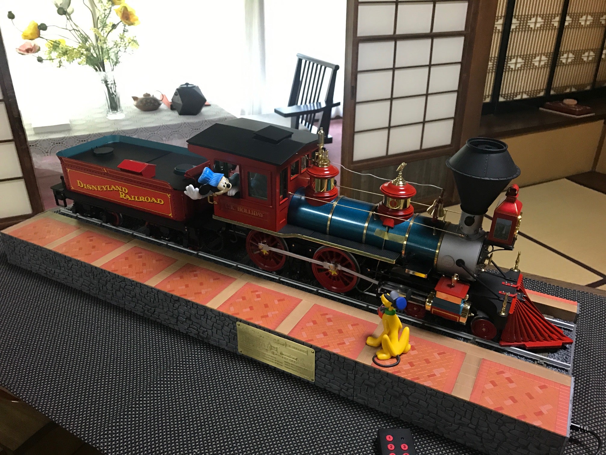アシェット ディズニー トレイン 完成！ | tom2のブログ