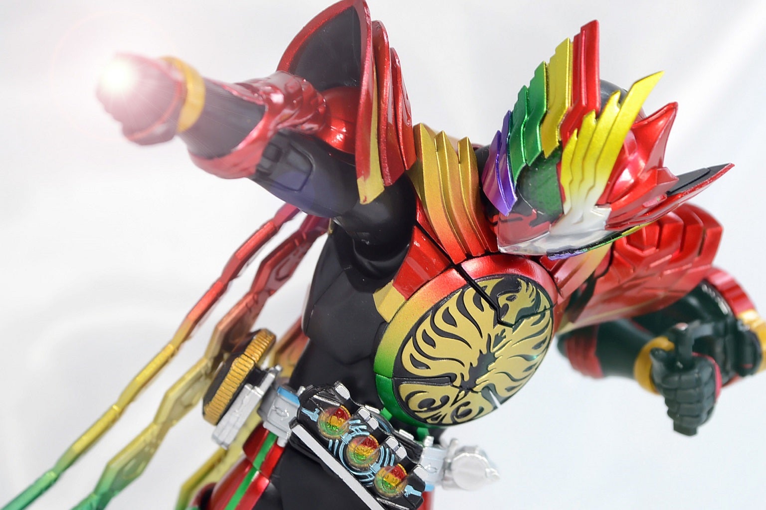 S.H.Figuarts(真骨彫製法) 仮面ライダーオーズ タジャドルコンボ