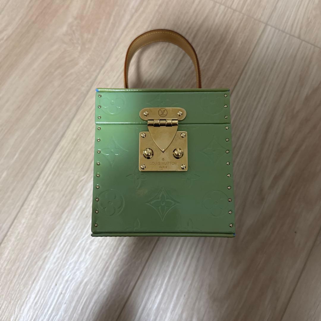 VITTON ヴェルニ　ブリーカーボックス　ハンドバッグ ルイ・ヴィトン LOUIS VUITTON ヴェルニ ブリーカーボックス