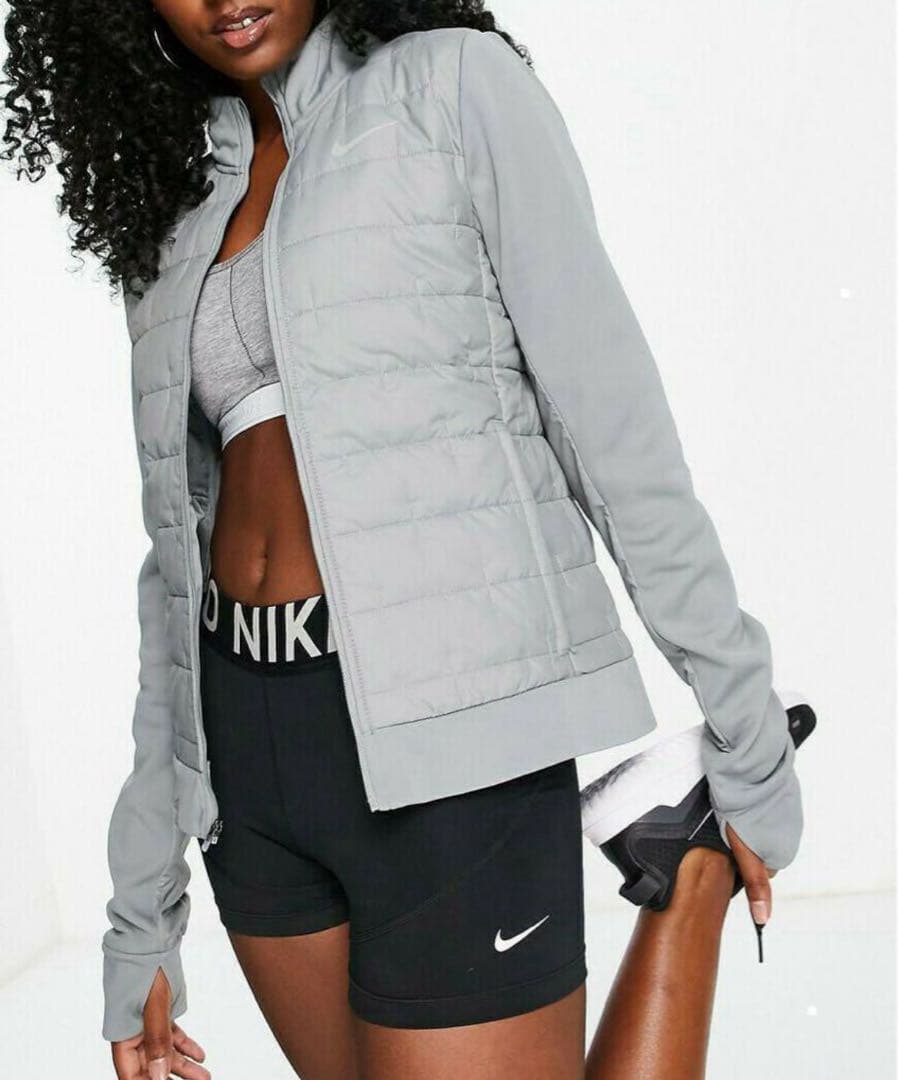 M 新品 ナイキ エアロレイヤー ランニングジャケット 中綿 ウィメンズ 防寒