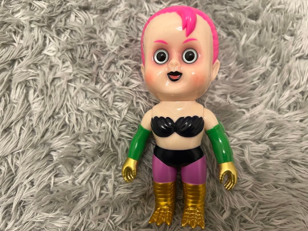 ブラックパールズ　ソフビ　BLACKPEARLS EMMA