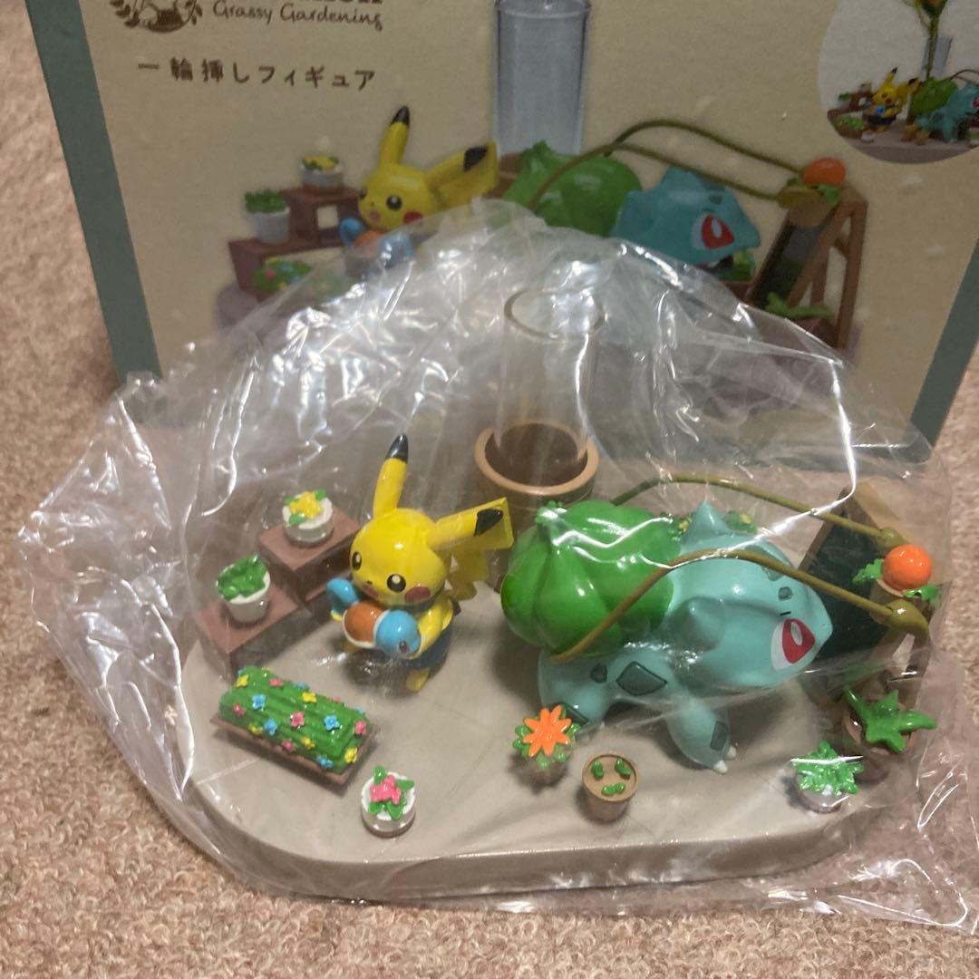 ポケモン　一輪挿しフィギュア Amazon | ポケモンセンターオリジナル 一輪挿しフィギュア Pokémon