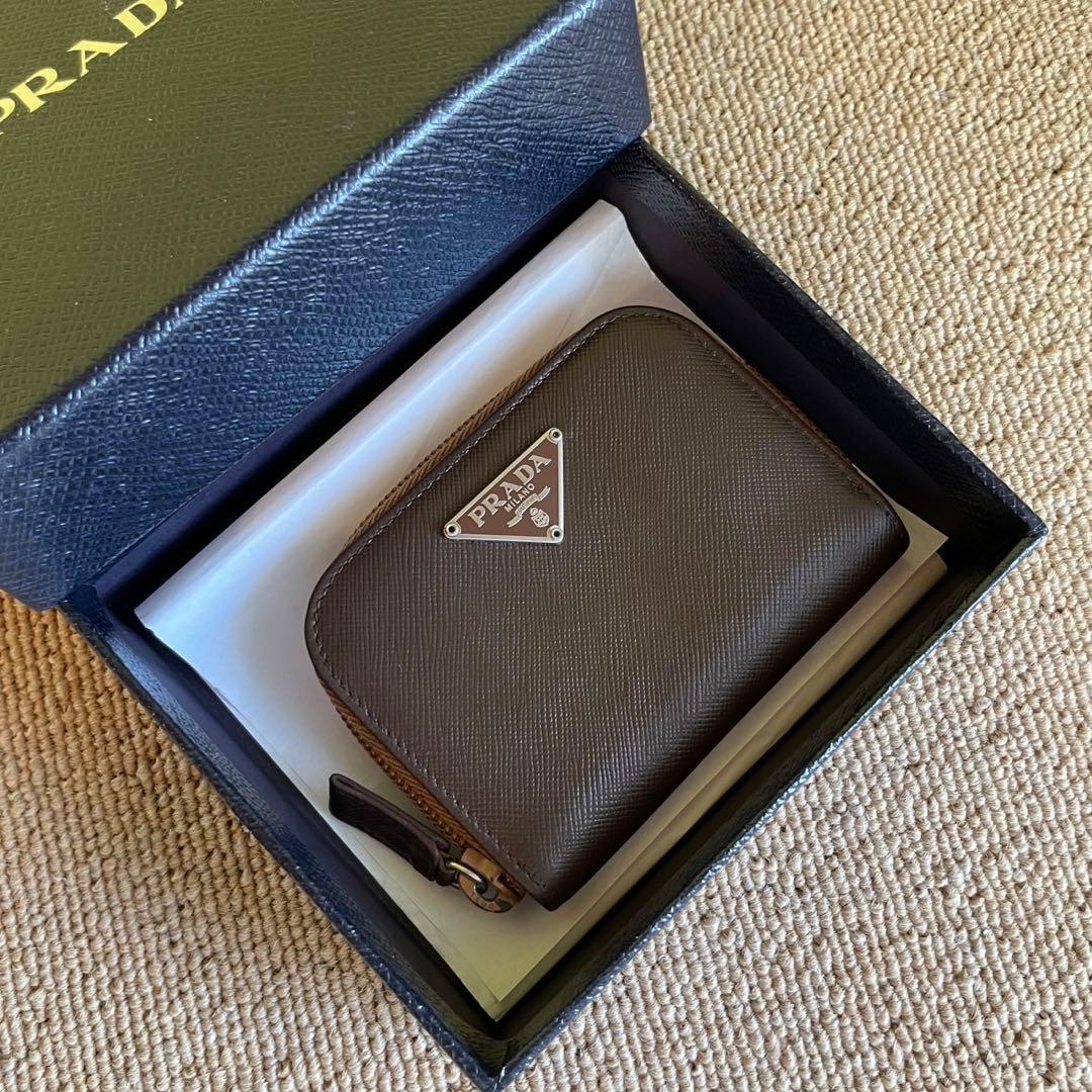 正規品❤️極美品⭐️プラダ長財布 PRADA コンパクト　ラウンドファスナー　財布