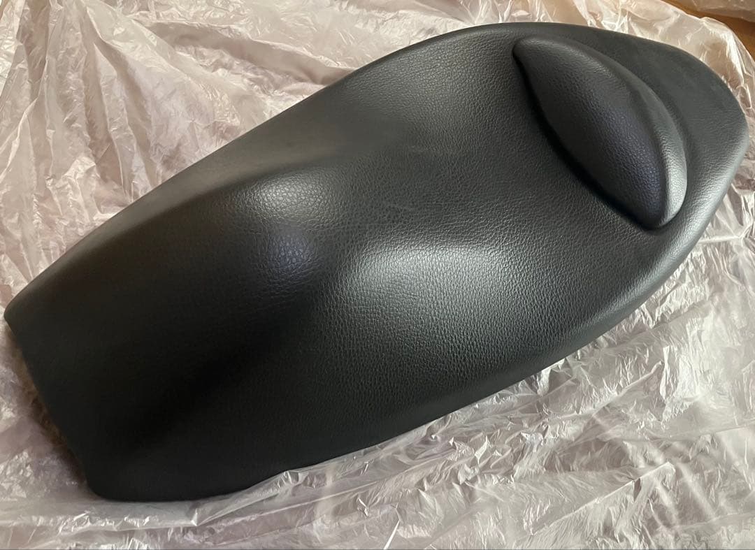 ホンダ PCX 125 150 JF28 KF12 純正シート HONDA 純正 PCX125 JF28 シート レッド コブ無し ベトナム仕様