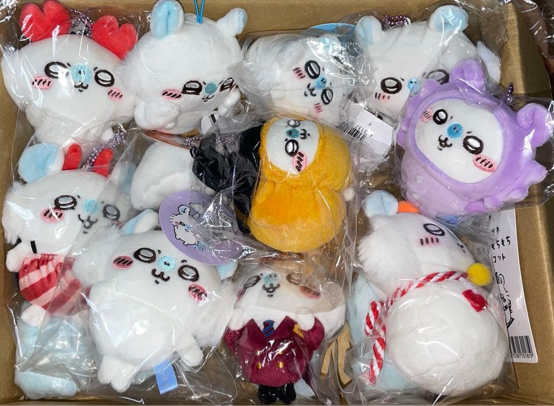 ちいかわ モモンガ＋‪クリスマスうさぎ+α 随時更新中 楽天市場】【うさぎ】クリスマスBIGぬいぐるみ ハチワレ くり