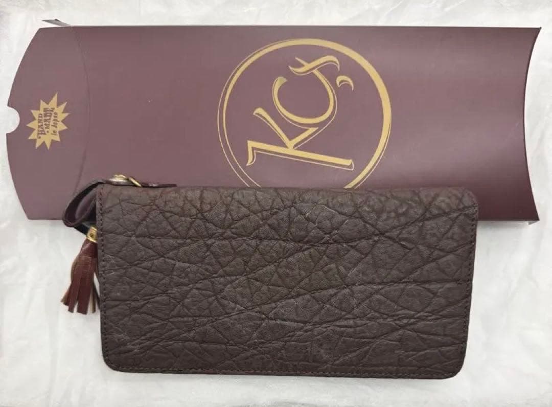 KC,s（ケイシイズ）ラウンドジップロングウォレット エレファントレザー