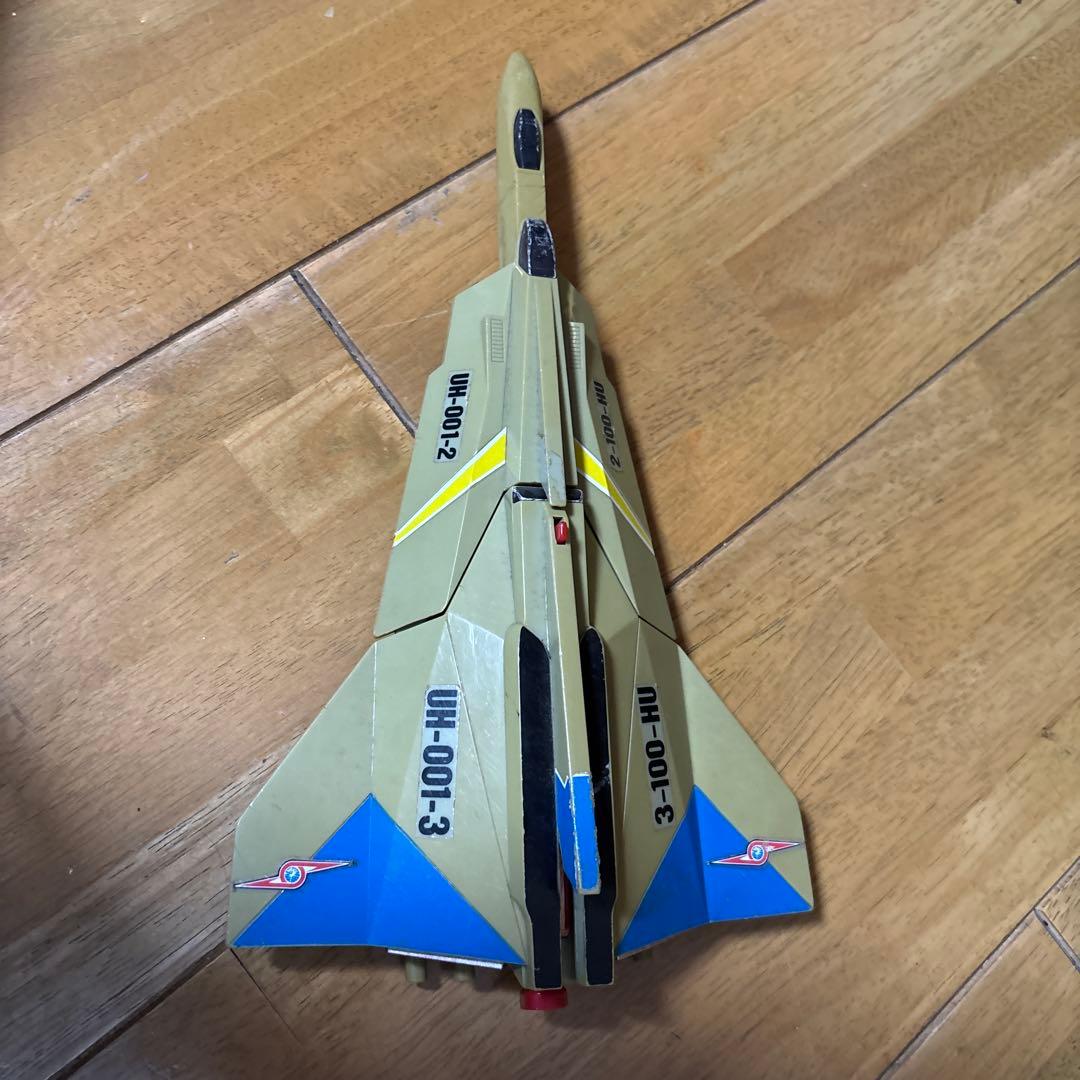 ⭐️ ウルトマン航空機型フィギア Amazon.co.jp: [Tbmodel] POPONE TOYS 1/12 6インチ フィギュア用 レオ