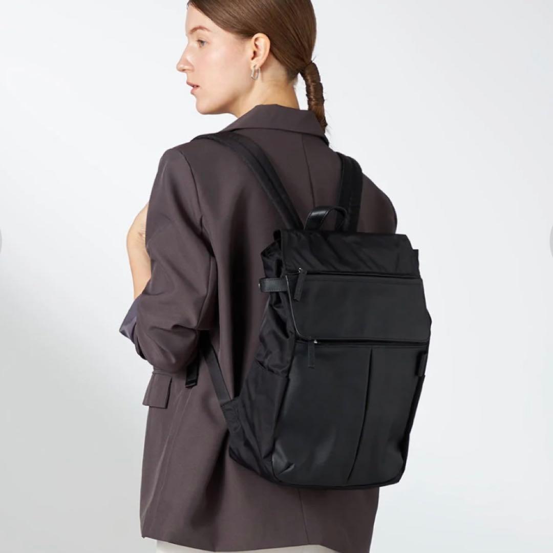 美品★ Y'SACCS イザック リュック ナイロン×牛革 ブラック 通勤 通学