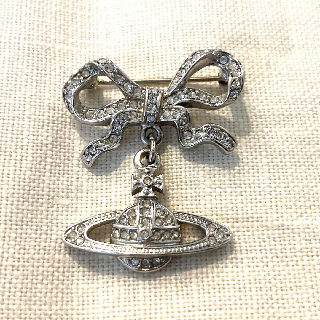 Vivienne Westwood オーブ　リボン　ブローチ