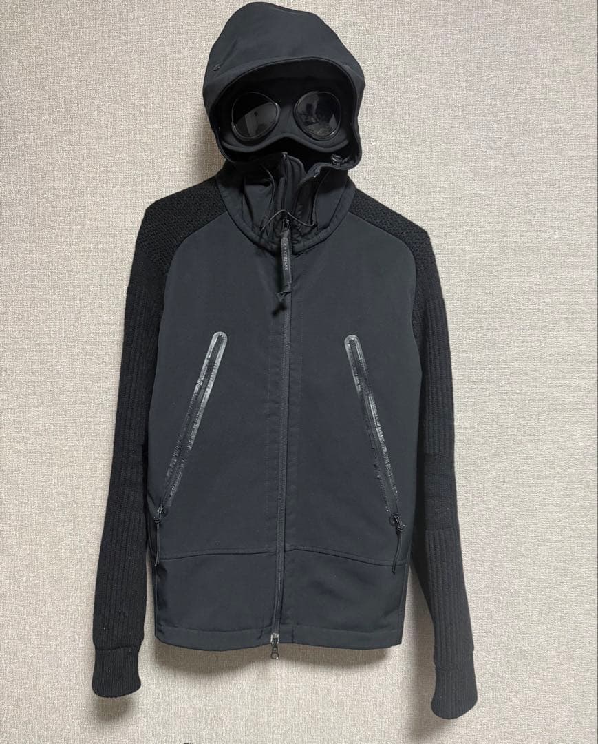 C.P.Company ゴーグル付きジャケット