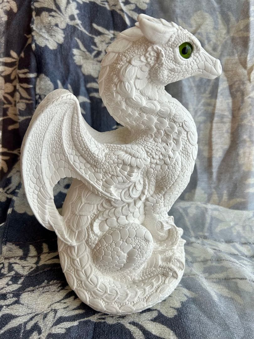 【美品】Windstone Editions PYOドラゴン（大） Items Currently In Stock – Windstone Editions