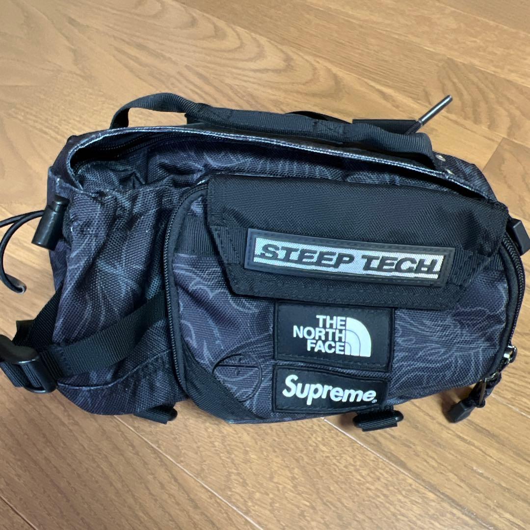 バッグ Supreme 2022AW The North Face Steep Tech Supreme The North Face Steep Tech Backpack Black - SS16 - US