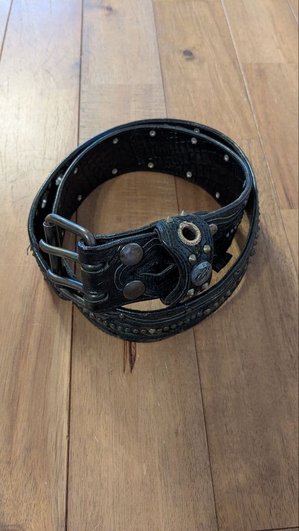 KMRii（ケムリ）スタッズレザーベルト 黒 KMRii ・ケムリ・ BT-Shadow Estoc/MB・スタッズ・ベルト | MEGA