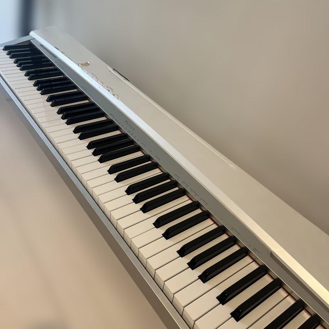 CASIO privia プリヴィア PX-130WE 電子ピアノ ホワイト カシオ CASIO 電子ピアノ Privia（プリヴィア）ホワイト [88鍵盤] PX