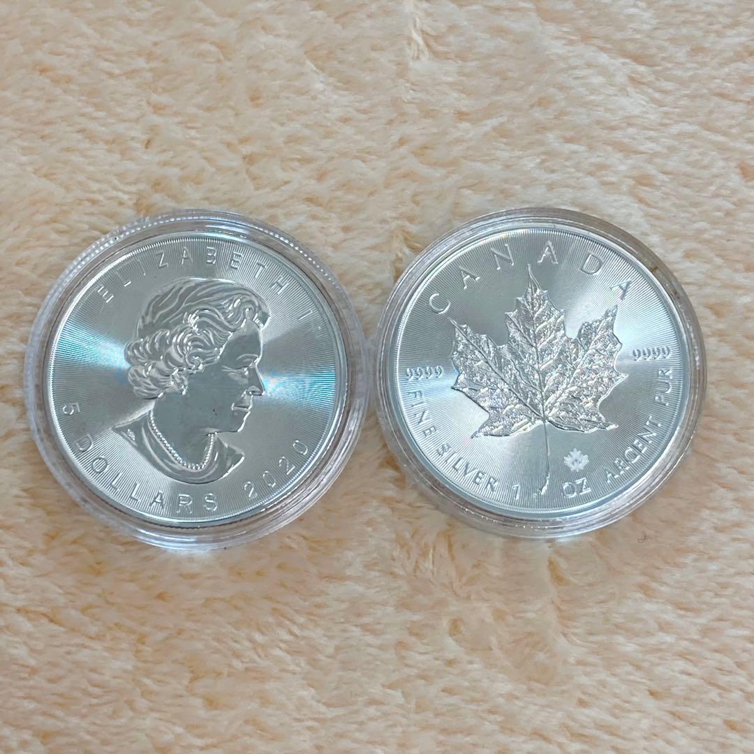 カナダ王室造幣局発行 メイプルリーフ銀貨 1オンス 純銀 1オンス　2枚売り①