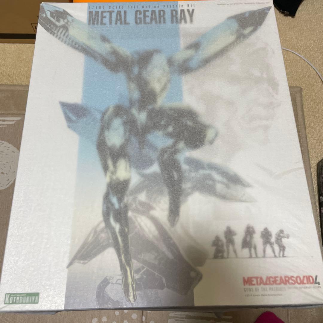 コトブキヤ　プラモデル　メタルギアray