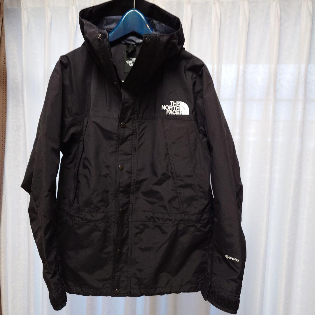 【未使用に近い】ノースフェイス マウンテンライトジャケット NP62550 黒