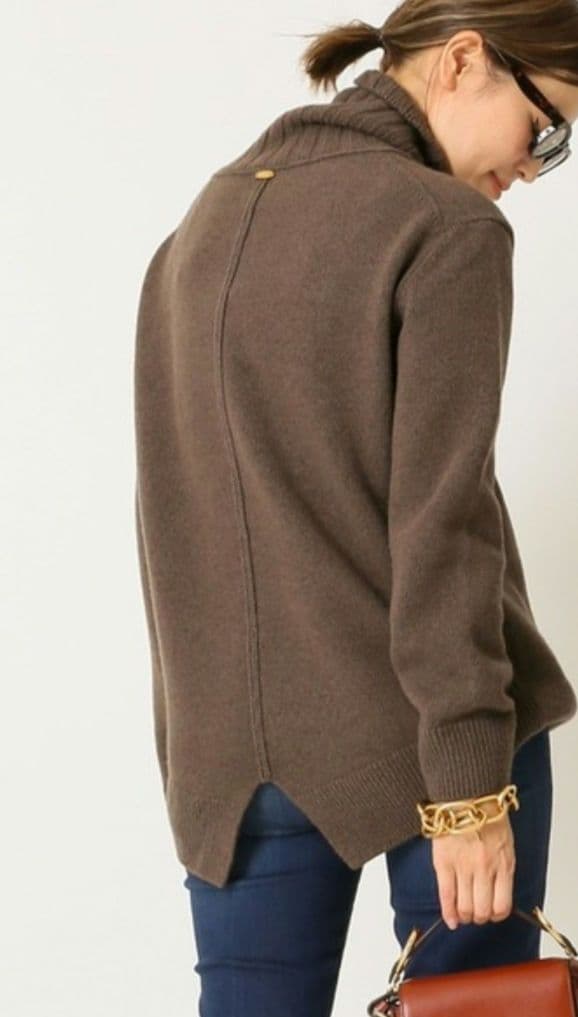 ドゥーズィエムクラス JADE タートルネック プルオーバー　ブラウン