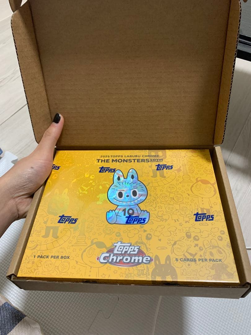 Topps Chrome The Monsters 10th ボックス Topps 2025 Chrome Labubu The Monsters 10th Anniversary Hobby Box