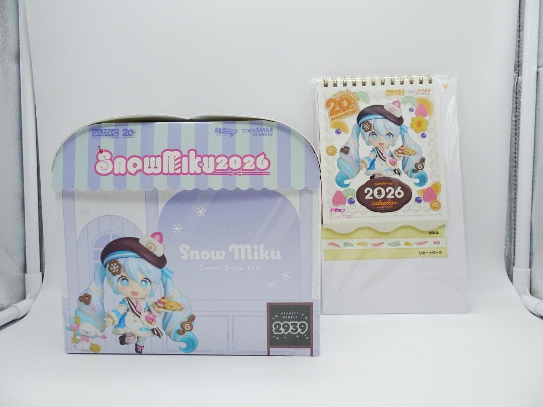 ねんどろいど 雪ミク Sweet  Ver. 卓上カレンダー